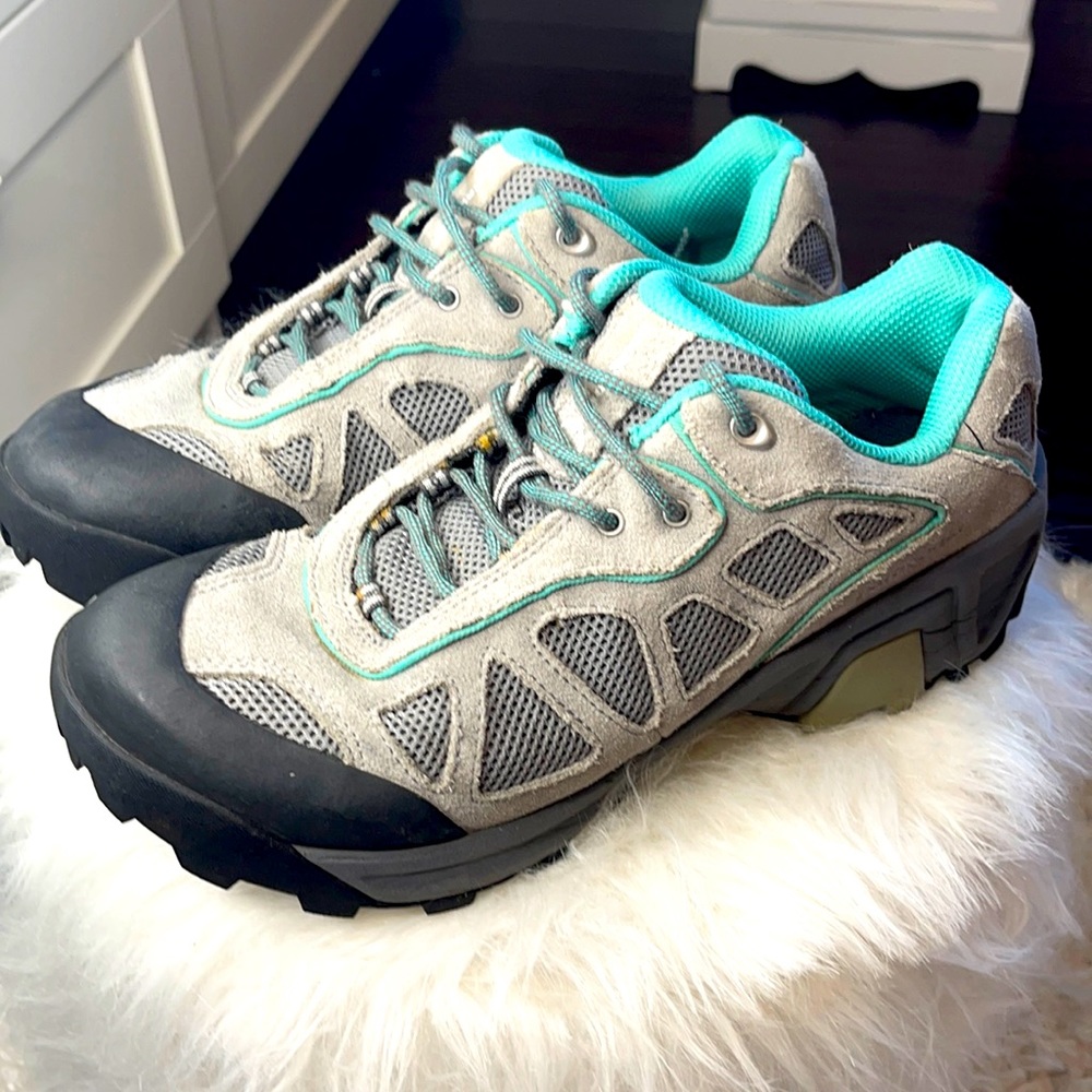 Patagonia women’s hiking shoes gray size 9.5